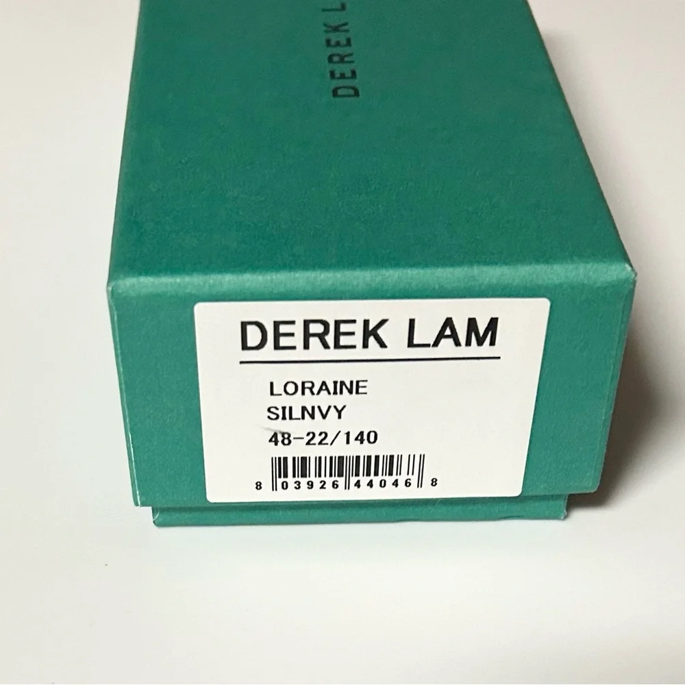 Derek Lam Woman’s Sunglasses with Box, Casey and Pouch